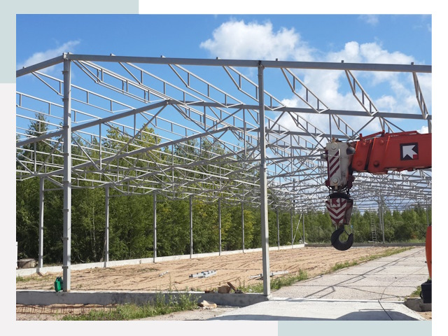 Строительство конюшен в Краснотурьинск от 638 руб. под ключ